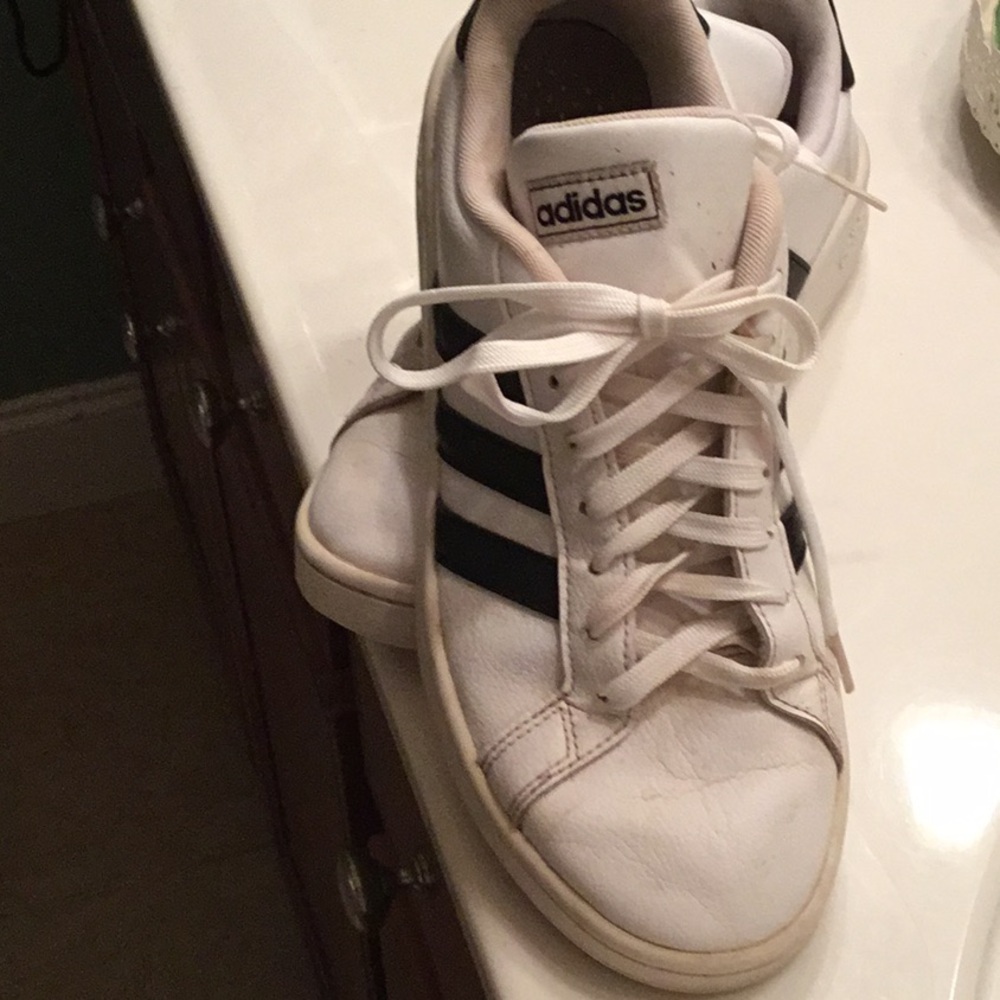 Leather AdidasTennis Shoes - Picture 7 of 7